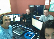 Dom Ricardo e Pe. Gil Thomas na Radio America com os Entrevistadores Tatão e Guacira